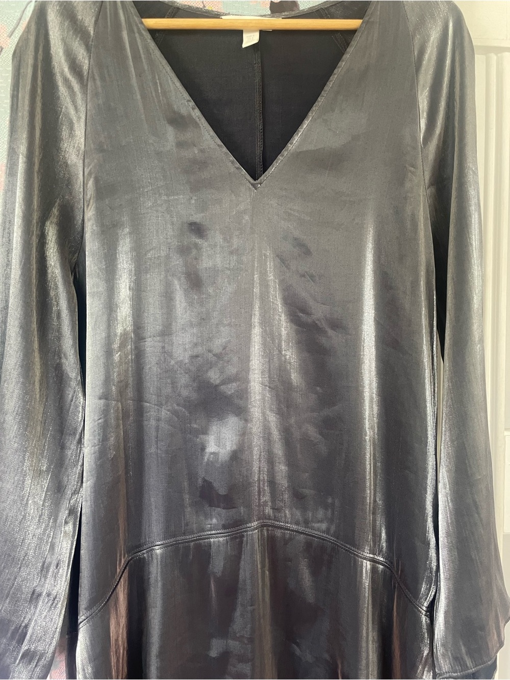 H&M Metallic Silver V-Neck Long Sleeve Dress - Picture 4 of 8